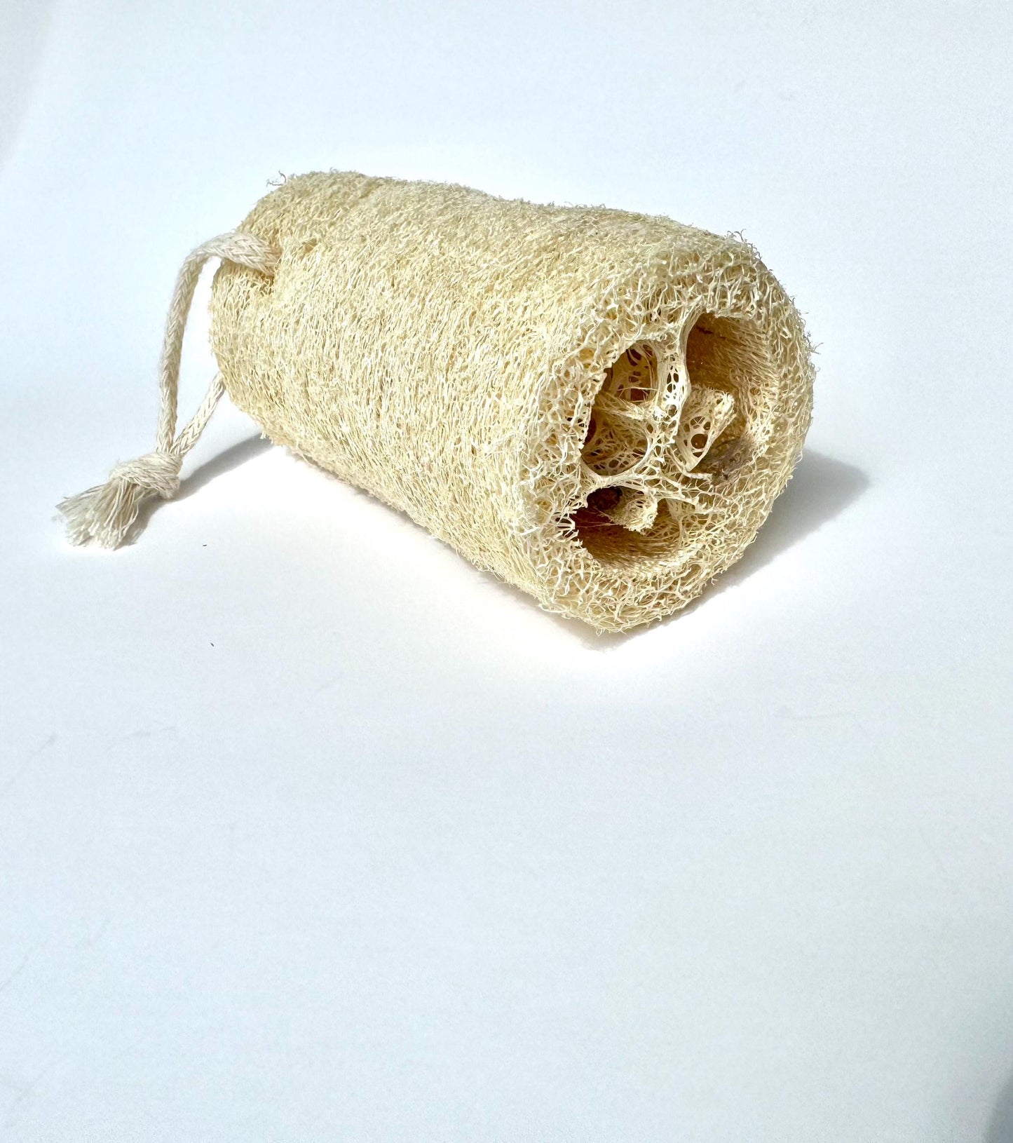 Natural Loofah Sponge: Eco-Friendly Exfoliating Scrubber