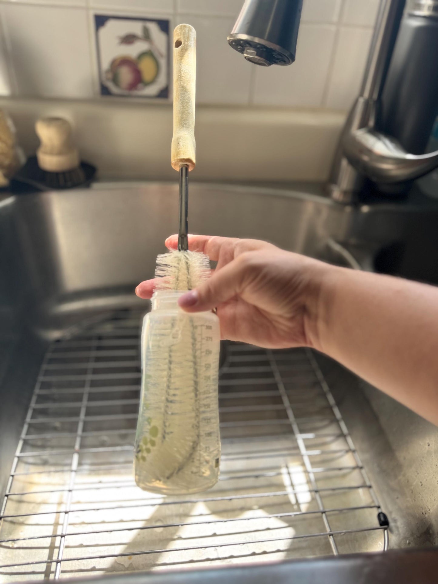 Wooden Bottle Cleaning Brush with Long Handle - Kitchen Scrub Brush