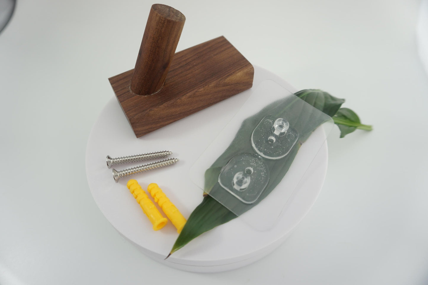 Sleek Wood Wall Hooks: Modern Home Organization, Set of 3